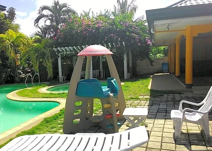Marvin's Seaside Hotell 2*